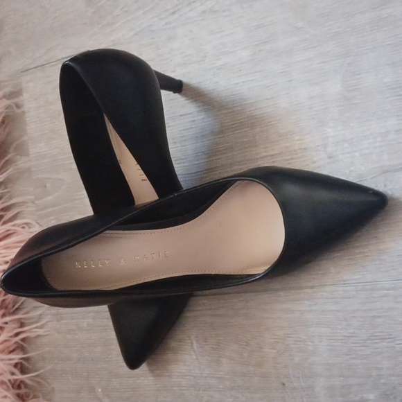 Kelly & Katie Shoes - ❤️Kelly and Katie Black Pointed Heels, Office, Business Casual, Work Shoes